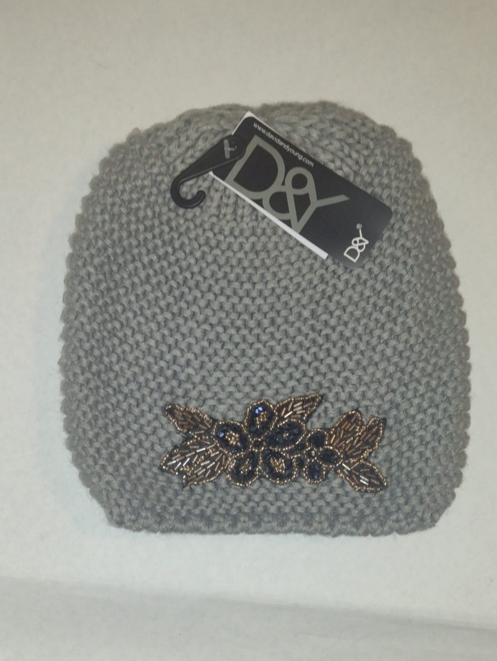 D&Y Gray Knit Beanie with Metallic Navy Floral Applique (J894)